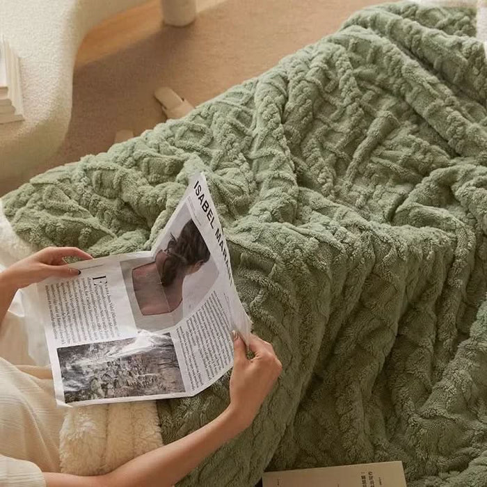 Cosycombe™ Reversible Winter Blanket, Warm and Modern Two-Sided Throw