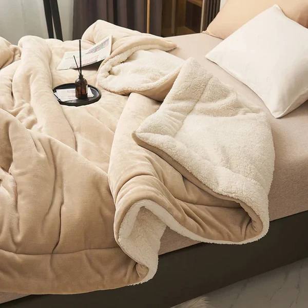 Cosycombe™ Plush Fleece Throw Blanket – Velvety Soft in 10 Colours