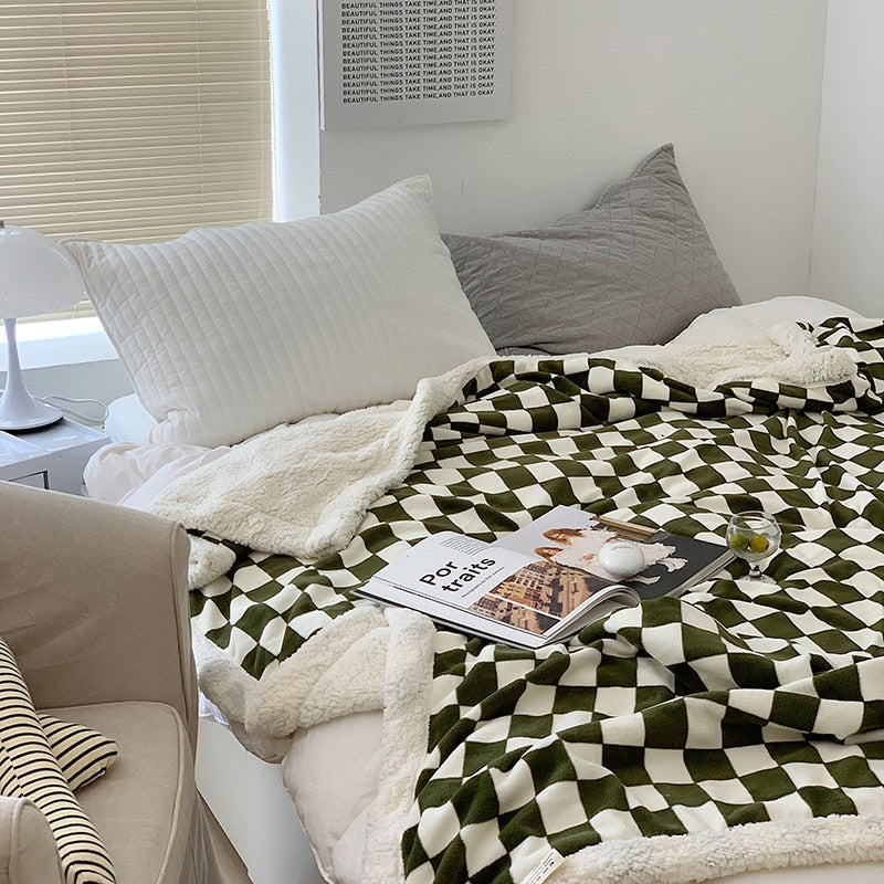 Cosycombe™ Checkerboard Throw Blanket in Thick, Plush Polyester