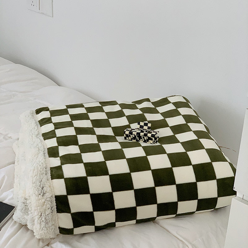 Cosycombe™ Checkerboard Throw Blanket in Thick, Plush Polyester