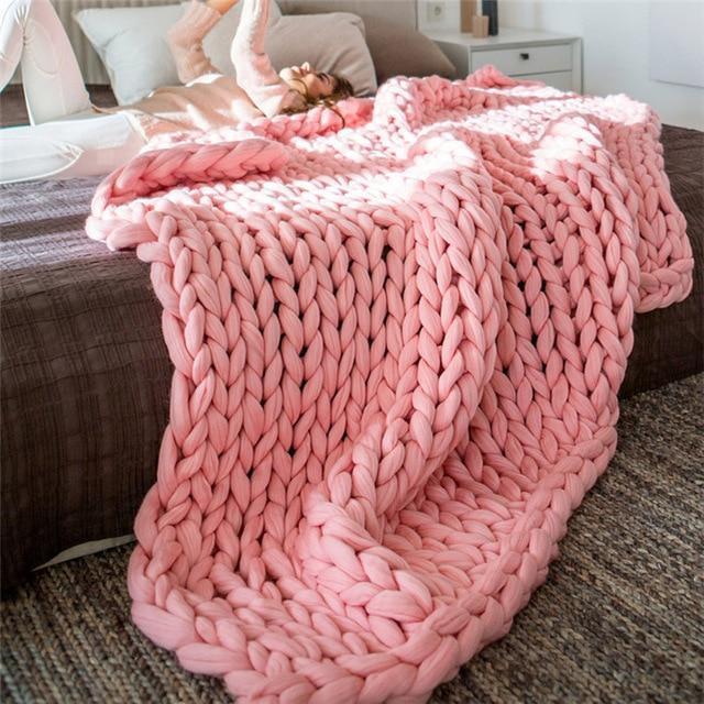 Cosycombe™ Handmade Chunky Knit Blanket with Soft Oversized Loops
