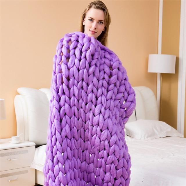 Cosycombe™ Handmade Chunky Knit Blanket with Soft Oversized Loops