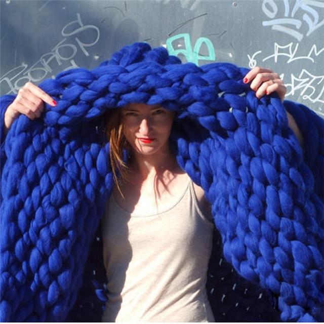 Cosycombe™ Handmade Chunky Knit Blanket with Soft Oversized Loops