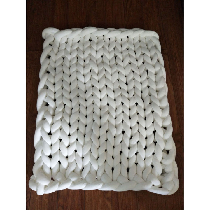 Cosycombe™ Hand-Woven Chunky Knit Throw with Weighted Feel