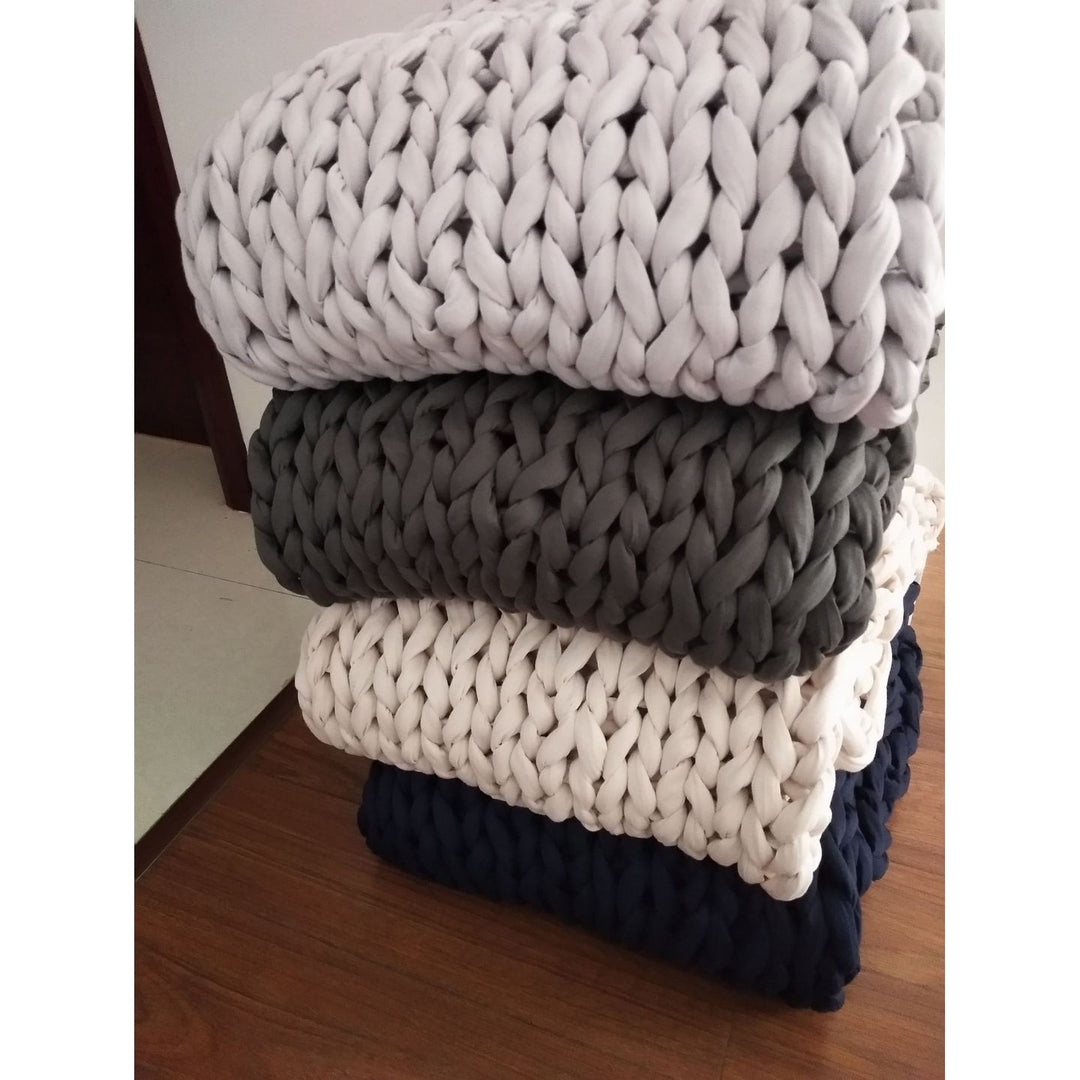 Cosycombe™ Hand-Woven Chunky Knit Throw with Weighted Feel